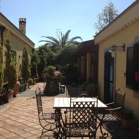 I Rustici Aparthotel 3*